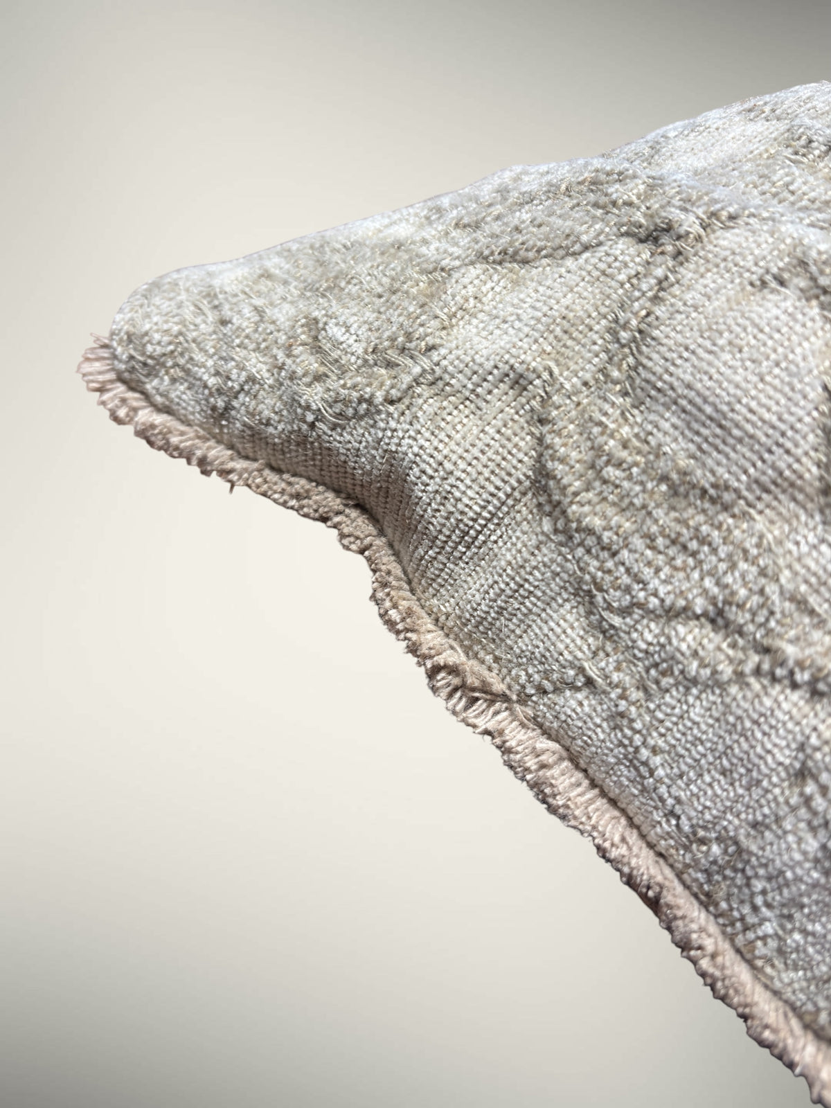 Coussin Sienne Atelier Anne Lavit Lyon détails
