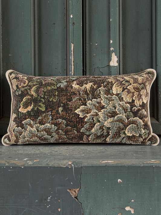 Coussin Cluny pièce unique Atelier Anne Lavit Lyon Mise en situation