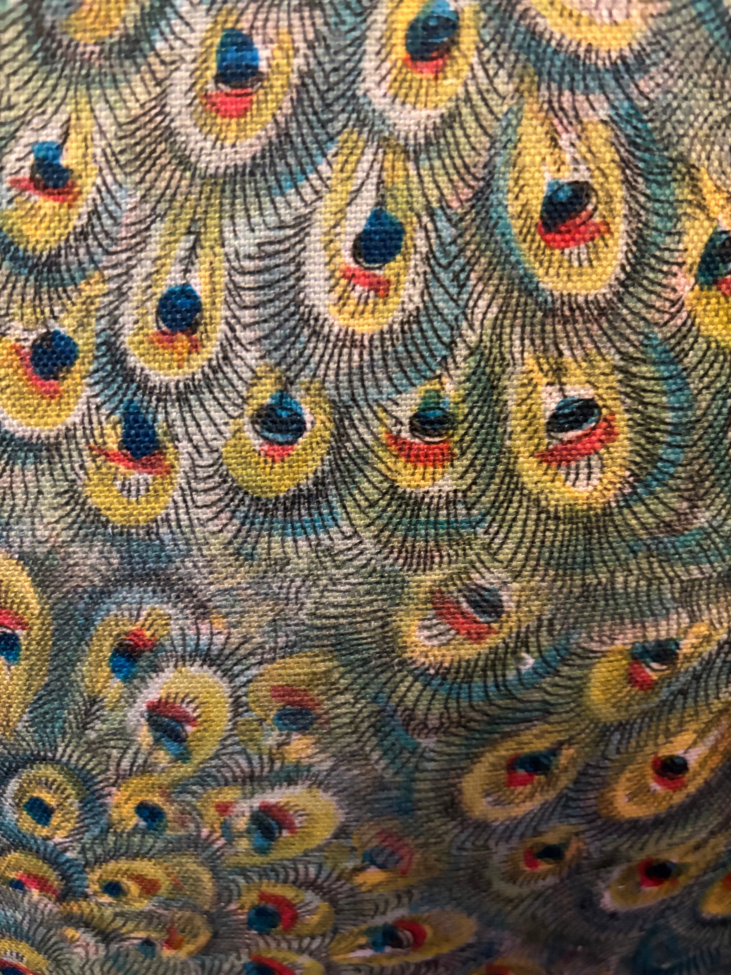 Coussin Paon John Derian – Détail imprimé numérique lin coton naturel – Atelier Anne Lavit Lyon