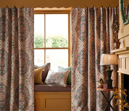 Mise en situaion Tissu Karabali aux motifs cachemire nina Campbelle Anne Lavit Lyon