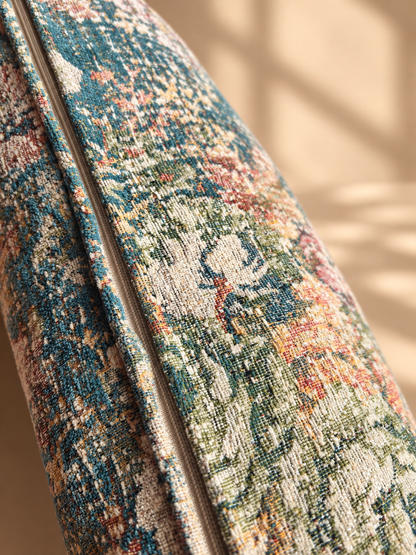 Coussin Tapestry Atelier Anne Lavit Lyon détail des finitions 
