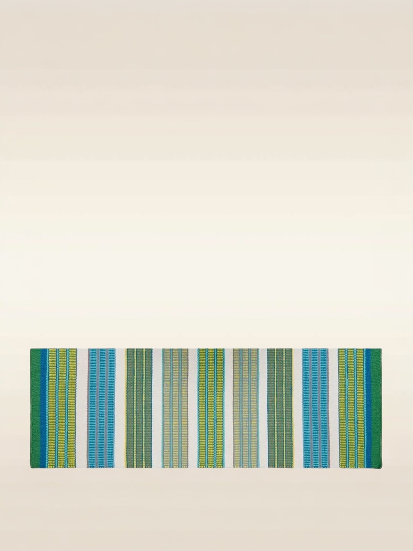 tapis de couloir outdoor Mahakam Designers Guild motif rayures cobalt