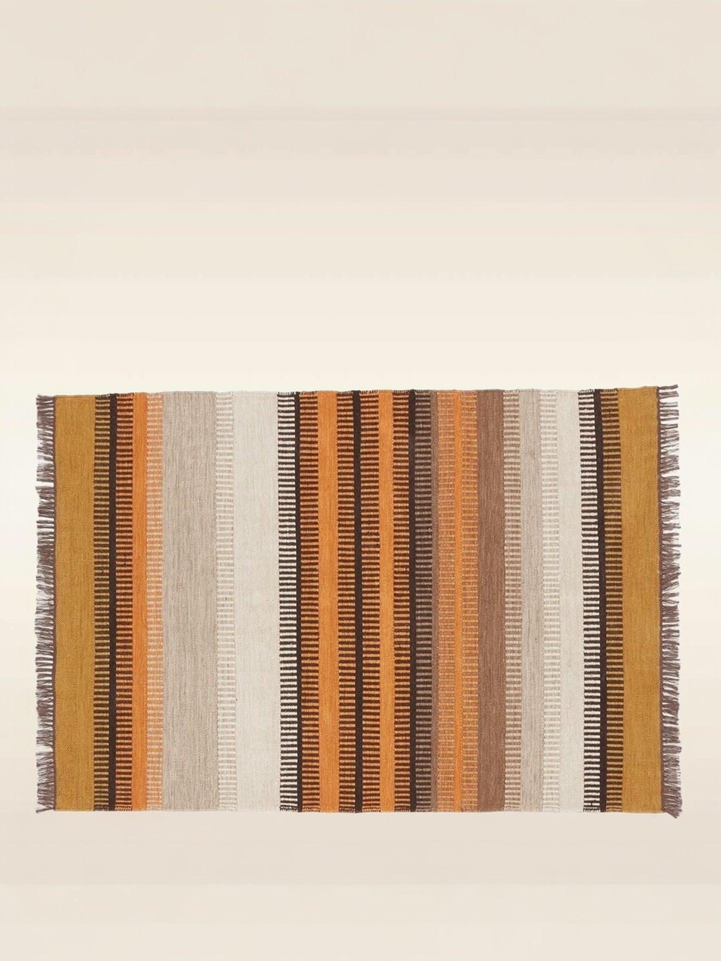 Tapis outdoor Muturi Designers Guild motif géométrique recyclé natural
