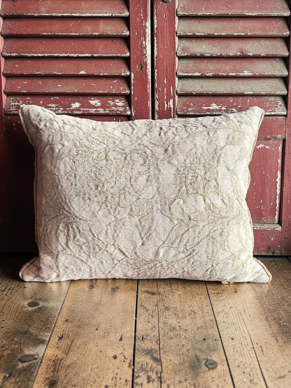 Coussin Sienne Atelier Anne Lavit Lyon  Mise en situation 