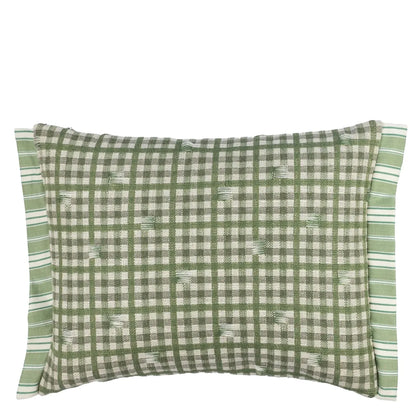 Gros plan Coussin rectangulaire Toile Vichy vert émeraude Designers Guild avec fils tirés artisanaux