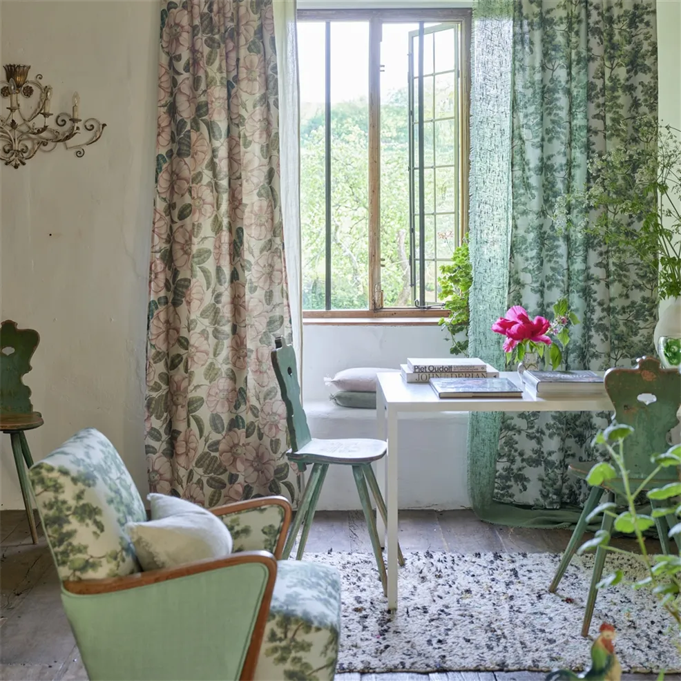 mise en situation Tissu Woodland Forest John Derian édité par Designers Guild